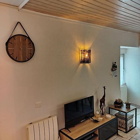 Maison De Village Appartement Rdc Avec Terrasse 쥐 외부 사진