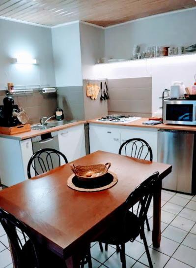 Maison De Village Appartement Rdc Avec Terrasse 쥐 외부 사진