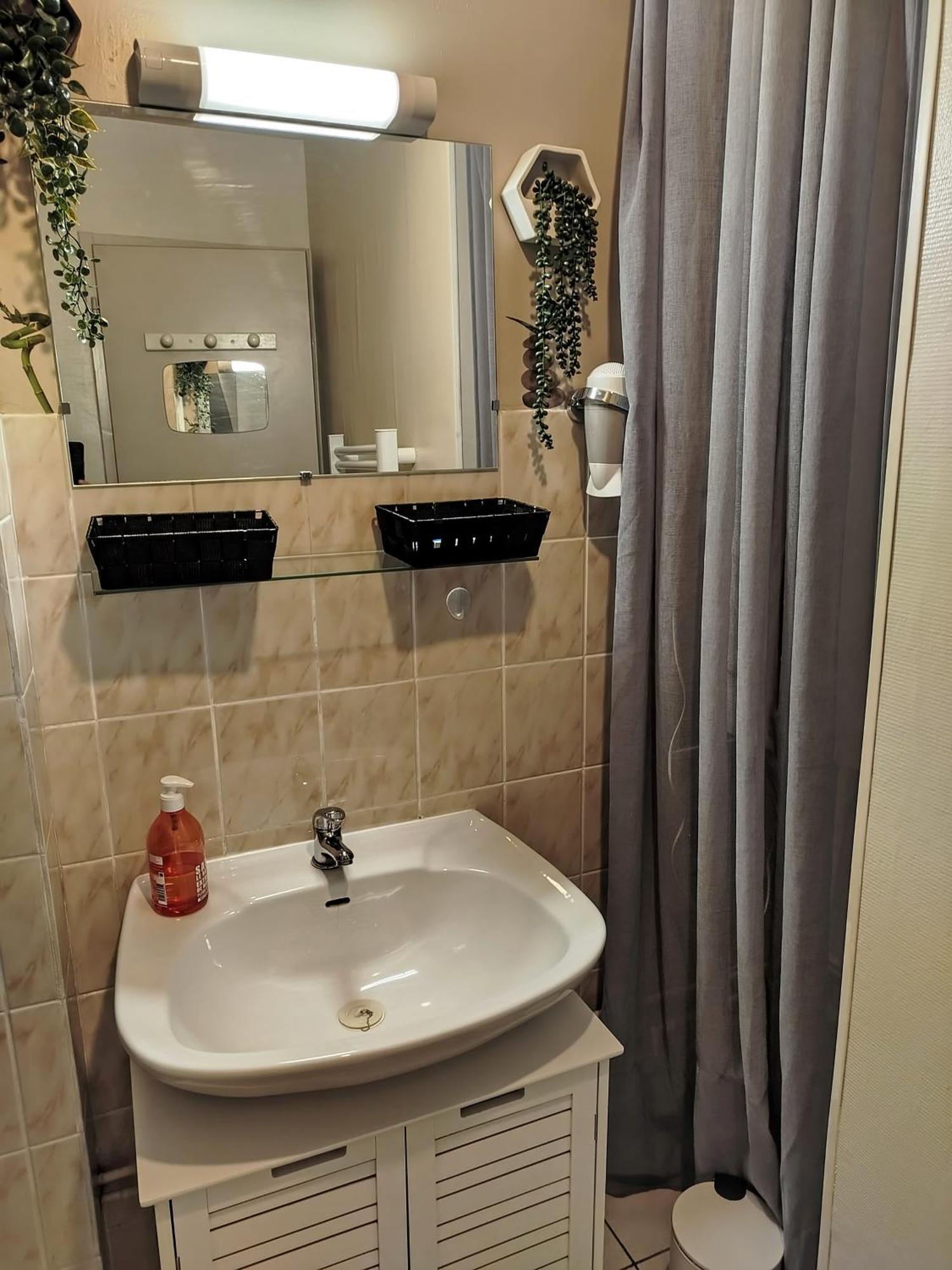 Maison De Village Appartement Rdc Avec Terrasse 쥐 외부 사진
